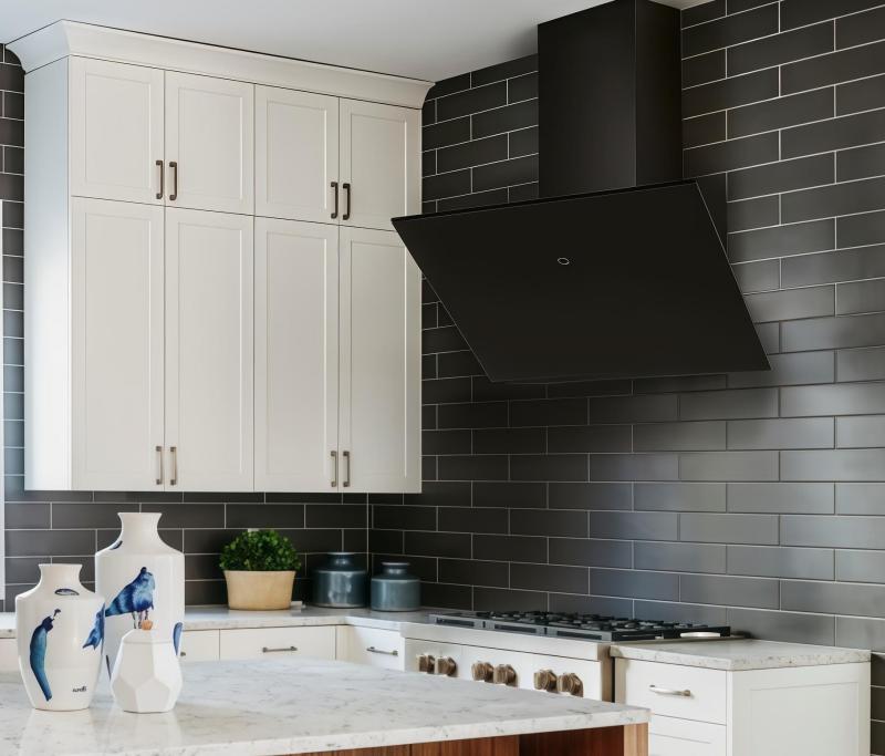 Знакомство с брендом EXITEQ