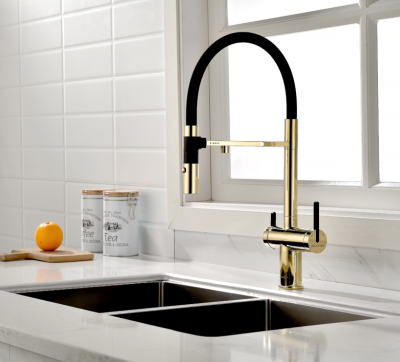 Детальное фото товара: Paulmark GRAVITY, смеситель, золото, черный шланг