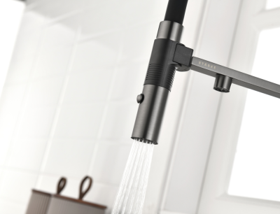 Детальное фото товара: Paulmark GRAVITY, смеситель, вороненая сталь, черный шланг