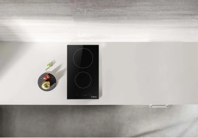 Детальное фото товара: Hansa BHC331047 стеклокерамическая поверхность