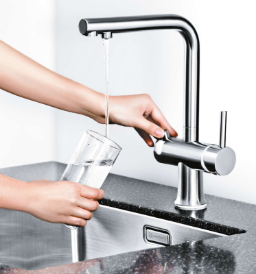 Omoikiri Hotaru-IN-WH, смеситель, нержавеющ сталь/белые вставки на ручках Детальное фото товара: Omoikiri Hotaru-IN-WH, смеситель, нержавеющ сталь/белые вставки на ручках