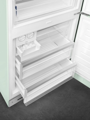 Детальное фото товара: Smeg FAB38RPG5