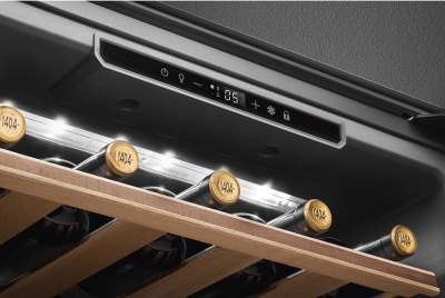 Smeg CVI320XE Детальное фото товара: Smeg CVI320XE