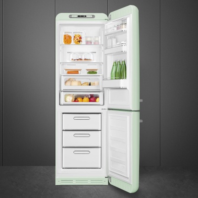 Детальное фото товара: Smeg FAB32RPG5