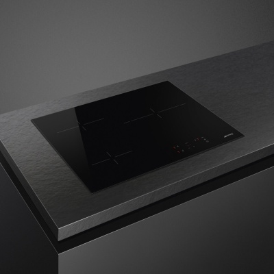 Детальное фото товара: Smeg SE263TD2 стеклокерамическая поверхность