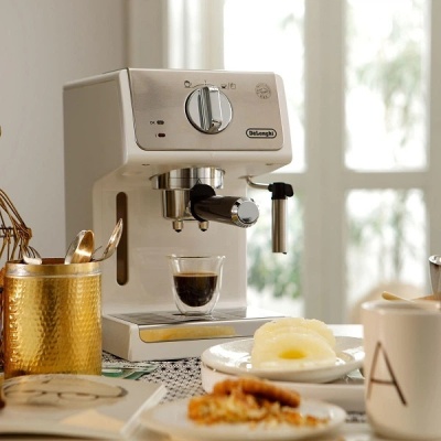 Детальное фото товара: DeLonghi ECP33.21.W